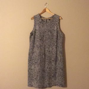 Lands’ End sheath dress with pockets - size 18W